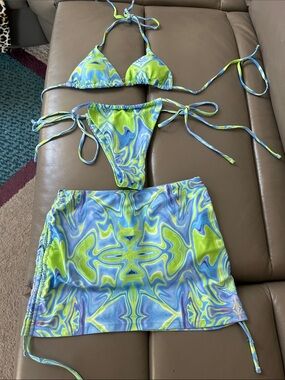 Unbranded 3 piece Marbled Print Bikini Set with Mini Skirt S